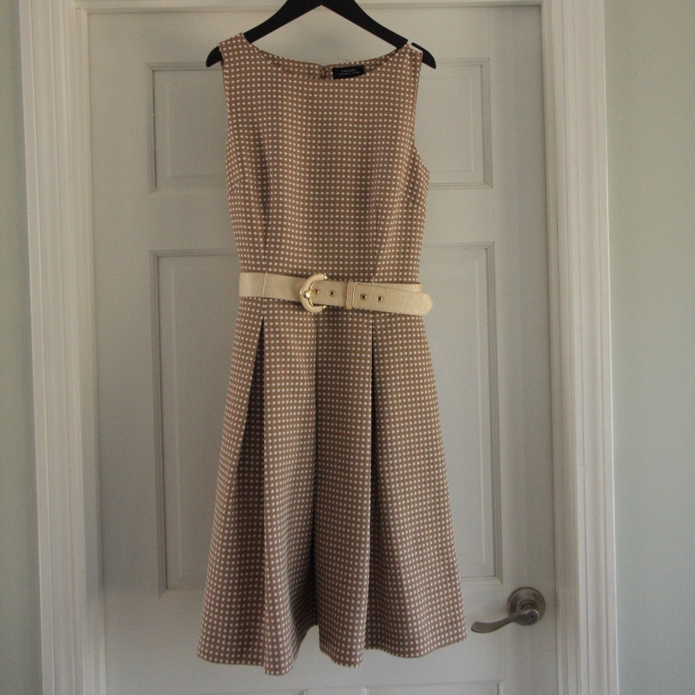 NWOT Tan Tahari Dress - Size 6